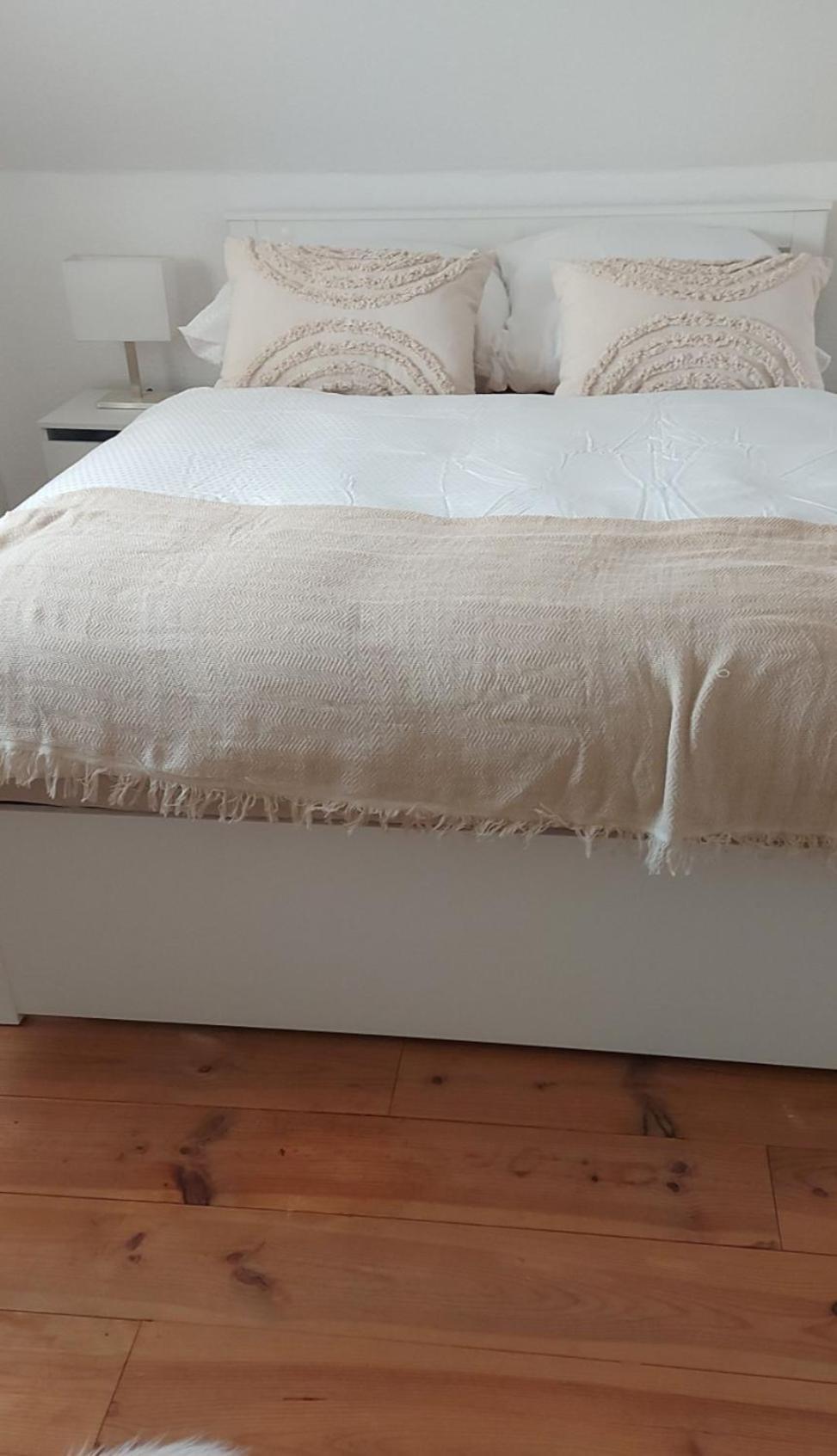 Stilvolle Ferienwohnung Free Parking, Space, Wlan Niestetal 外观 照片